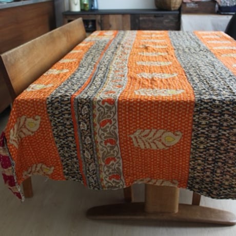 インド○カンタキルト○オレンジとチェック○  約216×139cm