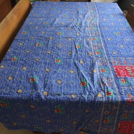 インド○カンタキルト○ブルーフラワー○  約216×139cm