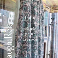 ◯Blockprint ギャザースカート◯白地・ブルーフラワー◯ポケット付き