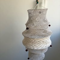 ThaiPopUp〇Indiaハンドメイド クロシェ ペンダントオーナメント〇サイズ大〇ホワイトB