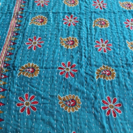 インド○カンタキルト○ブルーフラワー○  約216×139cm