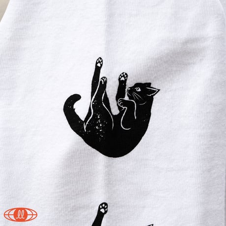 着地猫ロンT