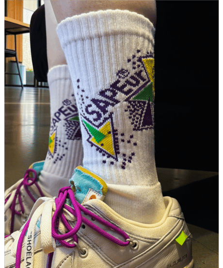 【A0025-215】■GRAPHIC CREW■SOCKS■ホワイト