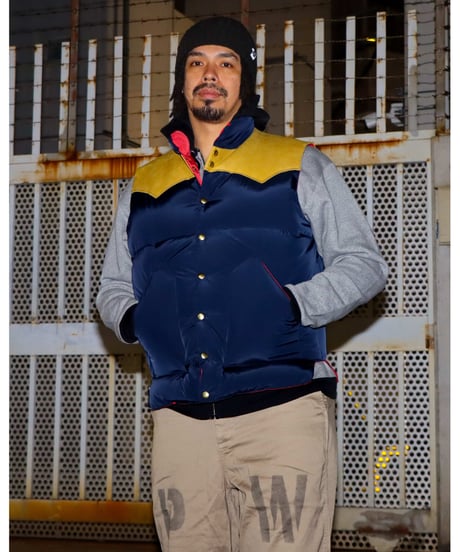 【A0026-328】■LEATHER YOKE DOWN VEST■ネイビー
