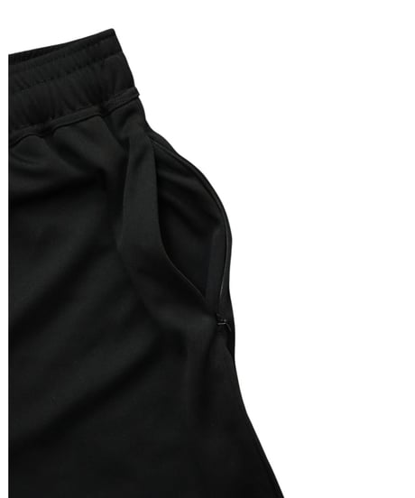 【A0026-255】■YOUTH■DRY BASIC SHORTS■ブラック