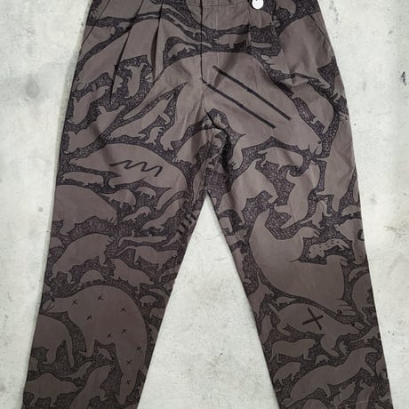 【On Dockers】OMA overdrawing Big Trousers 01 過去に圧縮されたouija