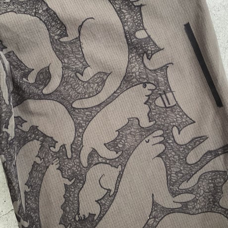 【On Dockers】OMA overdrawing Big Trousers 01 過去に圧縮されたouija