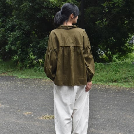LAITERIE キャンブリックギャザーブラウス