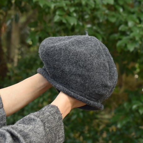 odds roll beret