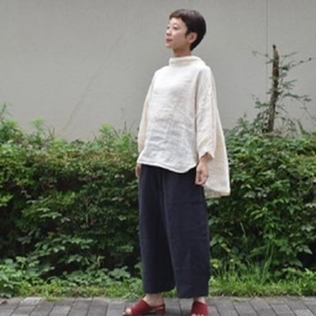 tumugu リネンコットンフランス綾ハイネックチュニック