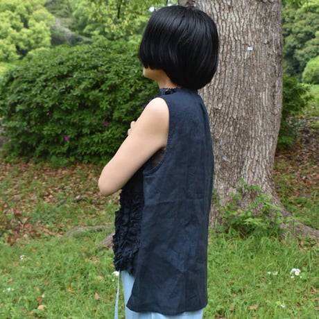 UNIVERSAL TISSU フレンチリネンスリーブレスフリルブラウス