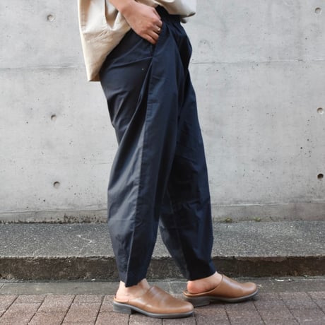 DAYS タイプライターワイドテーパードパンツ