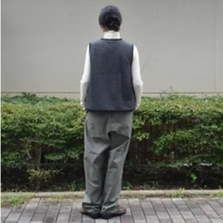 LAITERIE 縦縞キルトベスト