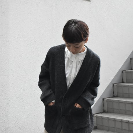 TISSU ウーレンクォーターVネックカーディガン