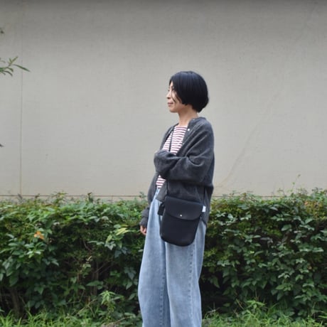 UNIVERSAL TISSU リサイクルウールパイルカーディガン