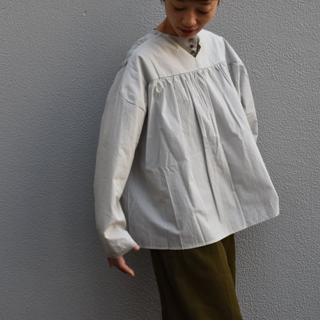 LAITERIE コットンレースプルオーバー