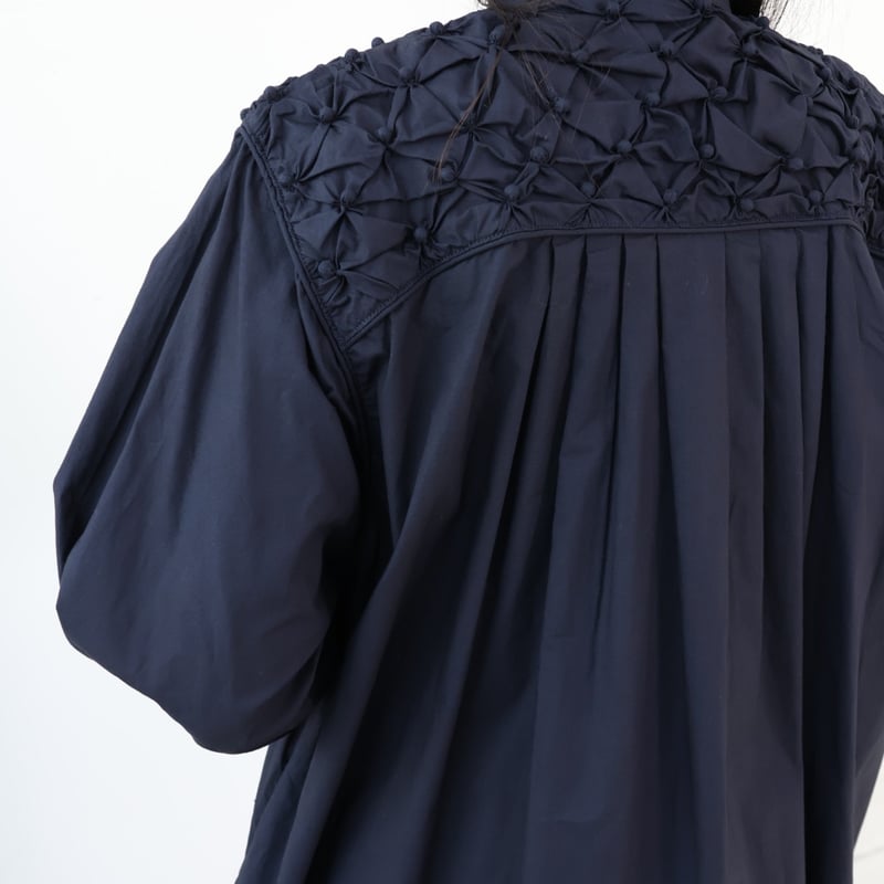 doux bleu ドットスモッキング カフタンワンピース | pivoine