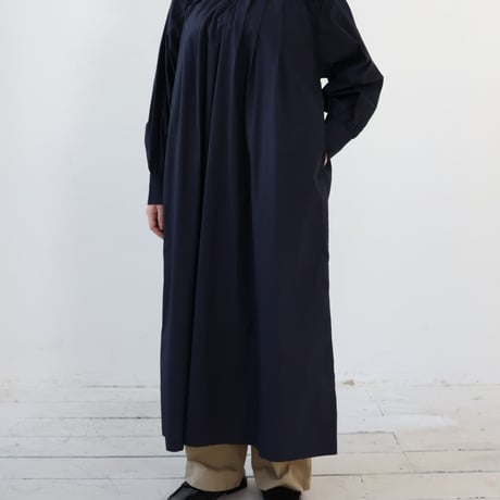 doux bleu ドットスモッキング カフタンワンピース