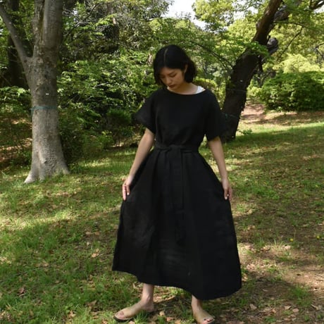 asabito リネンショートスリーブワンピース