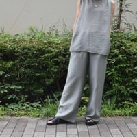 me. リップルシルクイージーパンツ