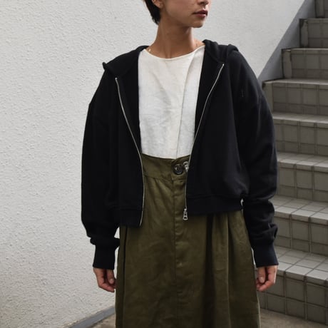 UNIVERSAL TISSU セントラル裏毛ジップパーカー