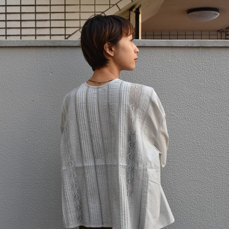 LAITERIE コットンレースプルオーバー