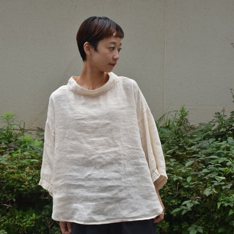 tumugu リネンコットンフランス綾ハイネックチュニック