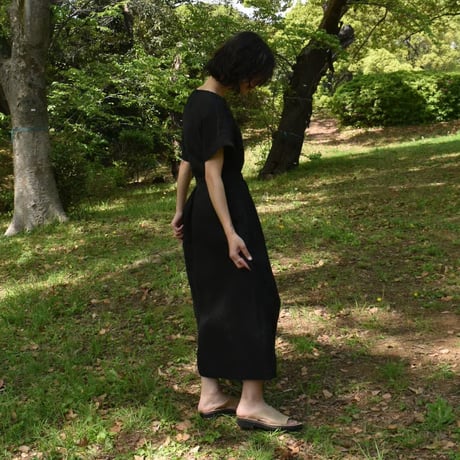 asabito リネンショートスリーブワンピース