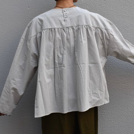 LAITERIE コットンレースプルオーバー