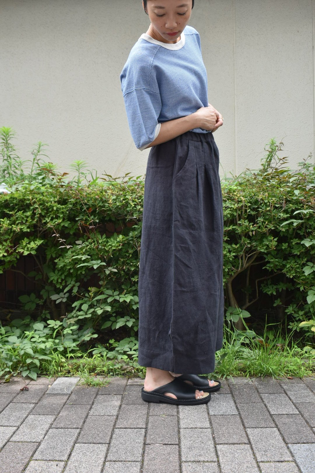 nous rendent heureux リネン裾タックコクーンサーカスパンツ | pivoine