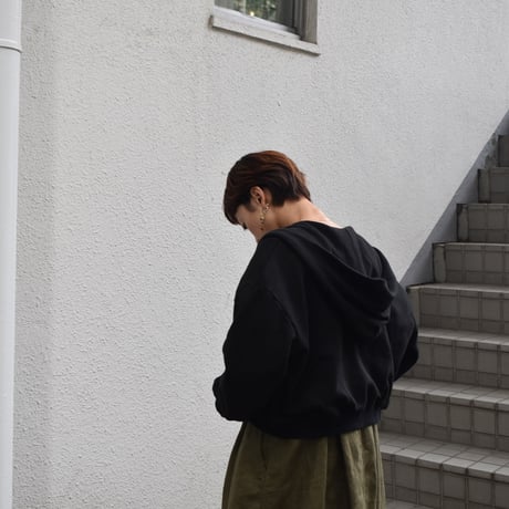 UNIVERSAL TISSU セントラル裏毛ジップパーカー