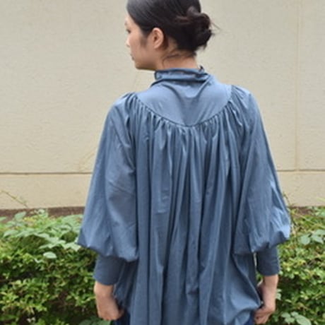 doux bleu タートルギャザーブラウス