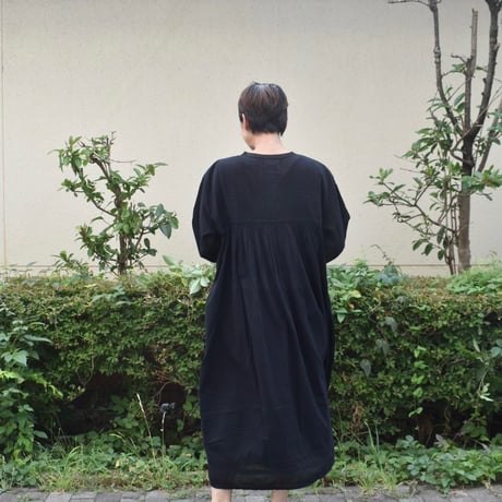 YARRA　INDIAピンタックレースワンピース