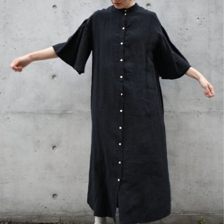 tita  天日干しリネンフリル袖ワンピース