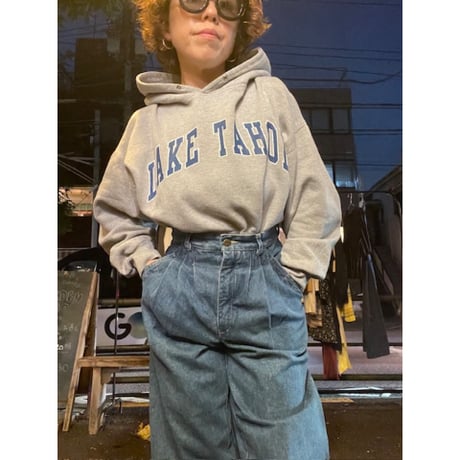 [USED] グレーBODY プリントPARKA❣️