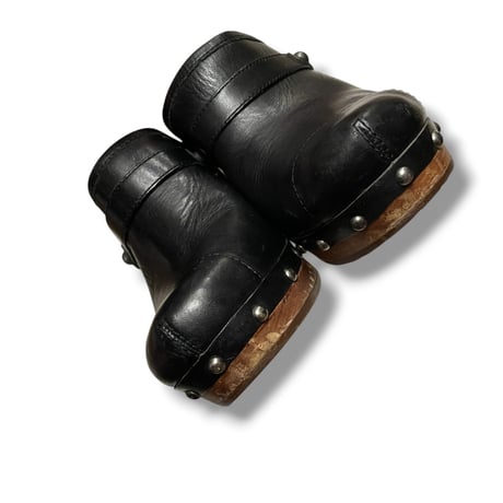 [USED] "UGG" BLKサボサンダル