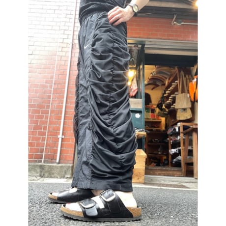 [USED] NIKE GIRL’Sメッシュフリル NYLON PANTS！