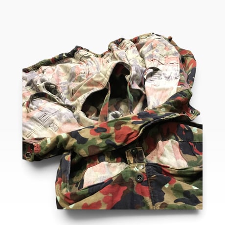 [USED] vintage Switzerland マウンテン CAMO JKT