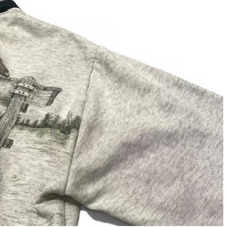 [USED]  アライグマ🦝プリント 襟付きSWEAT