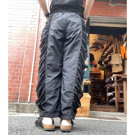 [USED] NIKE GIRL’Sメッシュフリル NYLON PANTS！