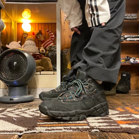 [USED] 90's Reebok "DRT2" US8
