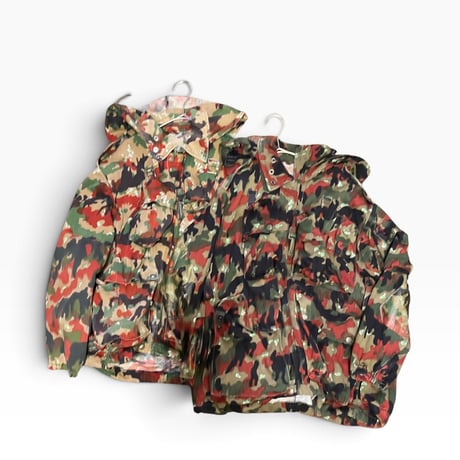 [USED] vintage Switzerland マウンテン CAMO JKT