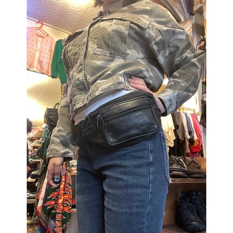 [USED］BLACK LEATERウエストPOUCH