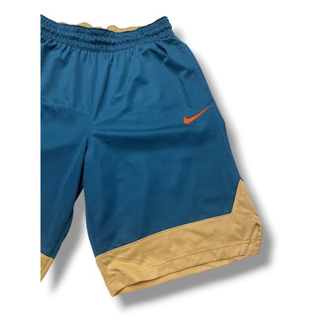 [USED] "Nike" Basketball Shorts🏀
