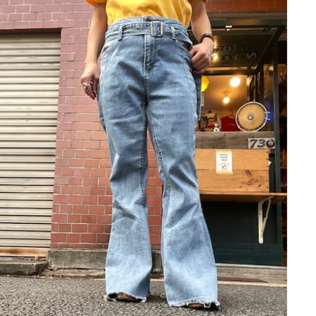 [USED]  ベルト付きフレアデニムパンツ