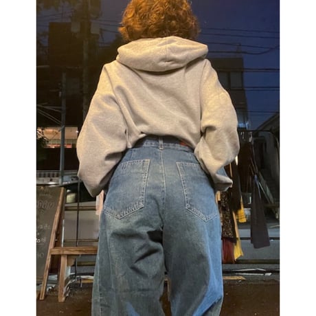 [USED] グレーBODY プリントPARKA❣️