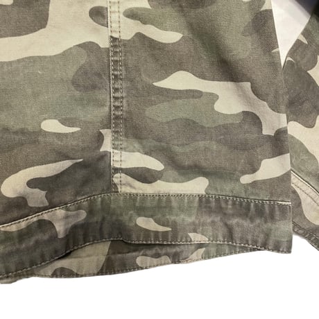 [USED] CAMO JKT