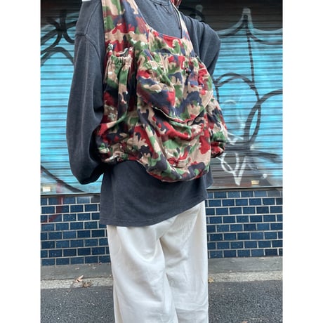 [USED] vintage スイス軍 マウンテン CAMO BAG