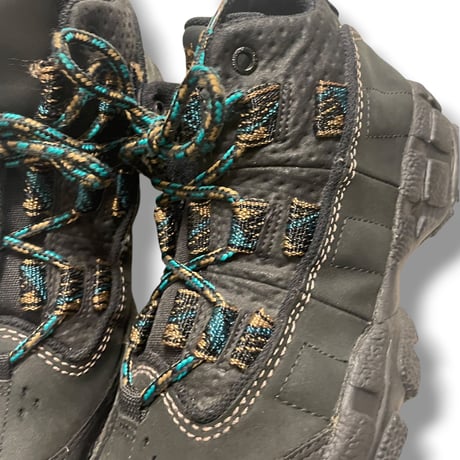[USED] 90's Reebok "DRT2" US8