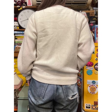 [USED] WHITE ニットカーディガン 🤍